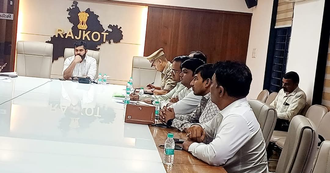 ગુજરાત રાજ્યમાં માર્ગ સલામતી, અકસ્માત નિવારણ અને સુરક્ષિત ટ્રાફિક વ્યવસ્થાના હેતુથી મહત્વપૂર્ણ બેઠક