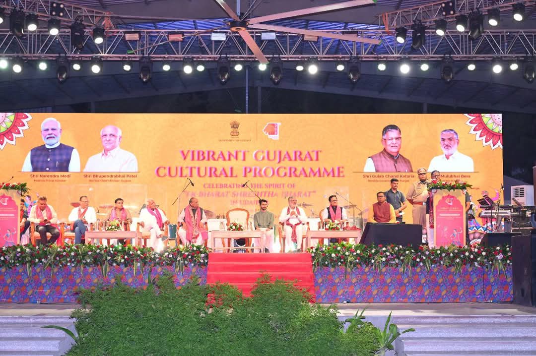 વાઇબ્રન્ટ ગુજરાત પ્રી-નવરાત્રિ ફેસ્ટિવલ-2025