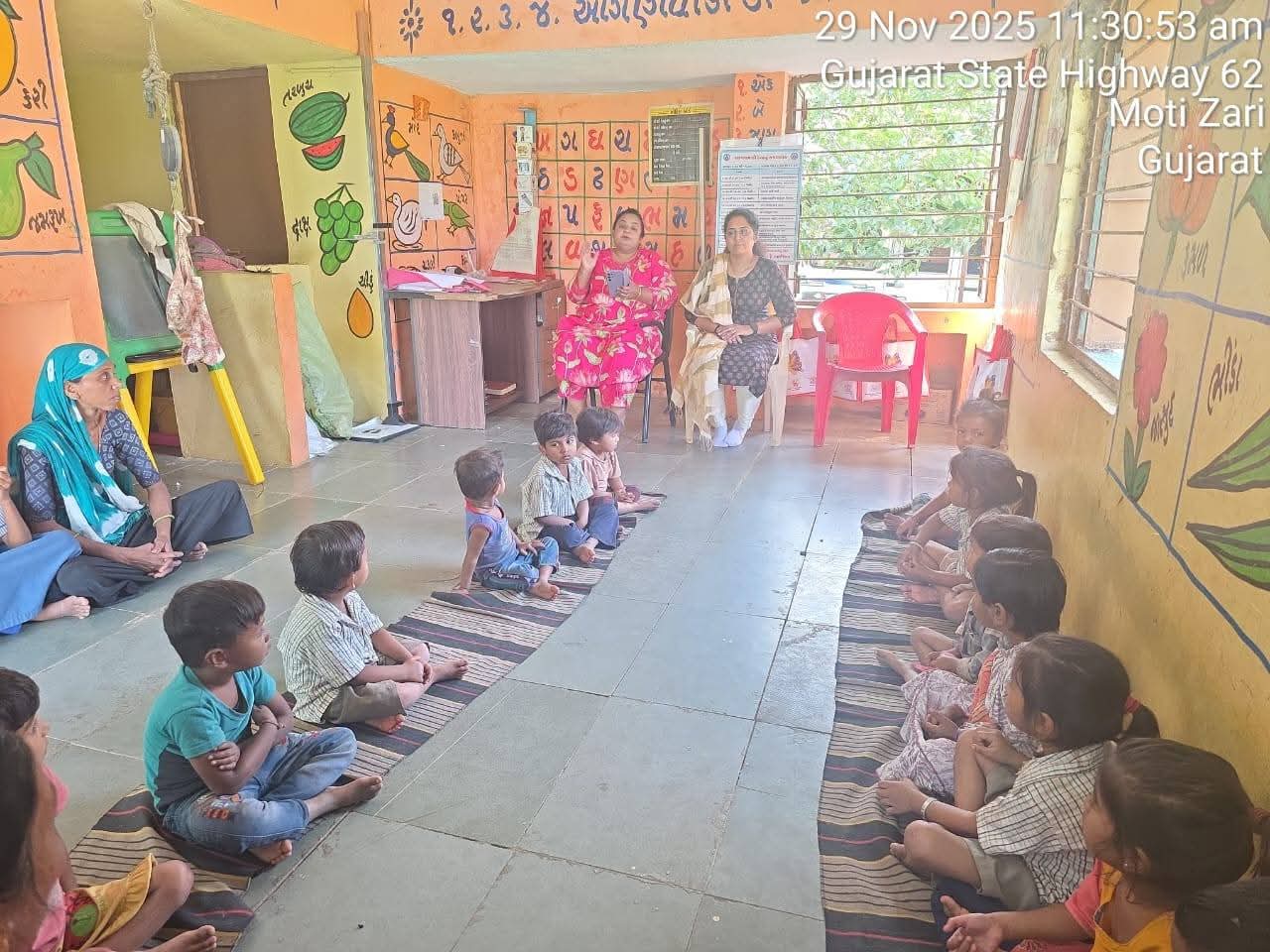 દેવગઢ બારિયા તાલુકાના ઘટક ૧ના મોટીઝરી સેજાના ૨ આંગણવાડી કેન્દ્રની આકસ્મિક મુલાકાત લેતા જિલ્લા પ્રોગ્રામ ઓફિસર સુ ઈરાબેન ચૌહાણ