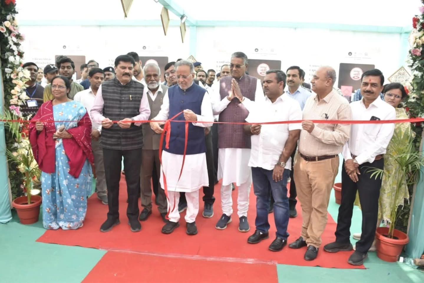 જામનગરમાં આયોજિત ત્રિદિવસીય “સશક્ત નારી મેળા”નો શુભારંભ કરાવતા પ્રભારી મંત્રી અર્જુનભાઈ મોઢવાડિયા
